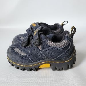 OshKosh Bgosh Suede Leather Baby Boy Sneakers Sz 4